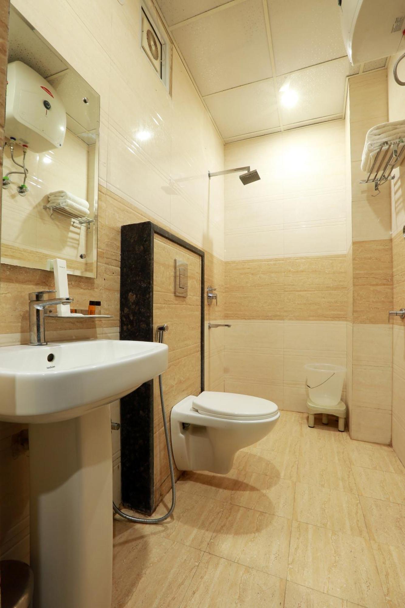 Airport Delhi Aerocity Inn Plaza New Delhi Ngoại thất bức ảnh