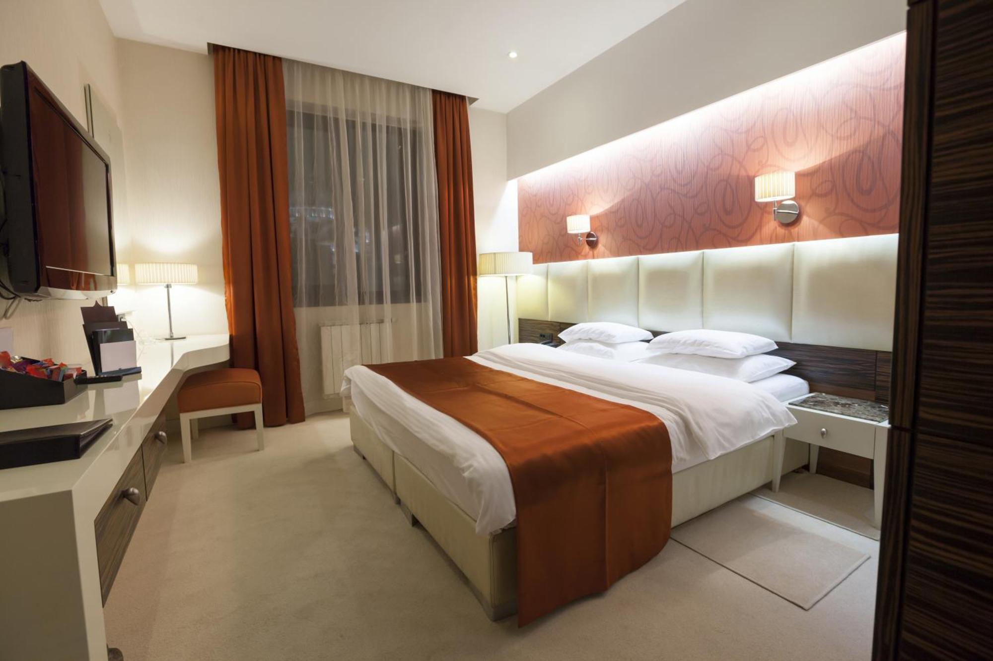 Airport Delhi Aerocity Inn Plaza New Delhi Ngoại thất bức ảnh