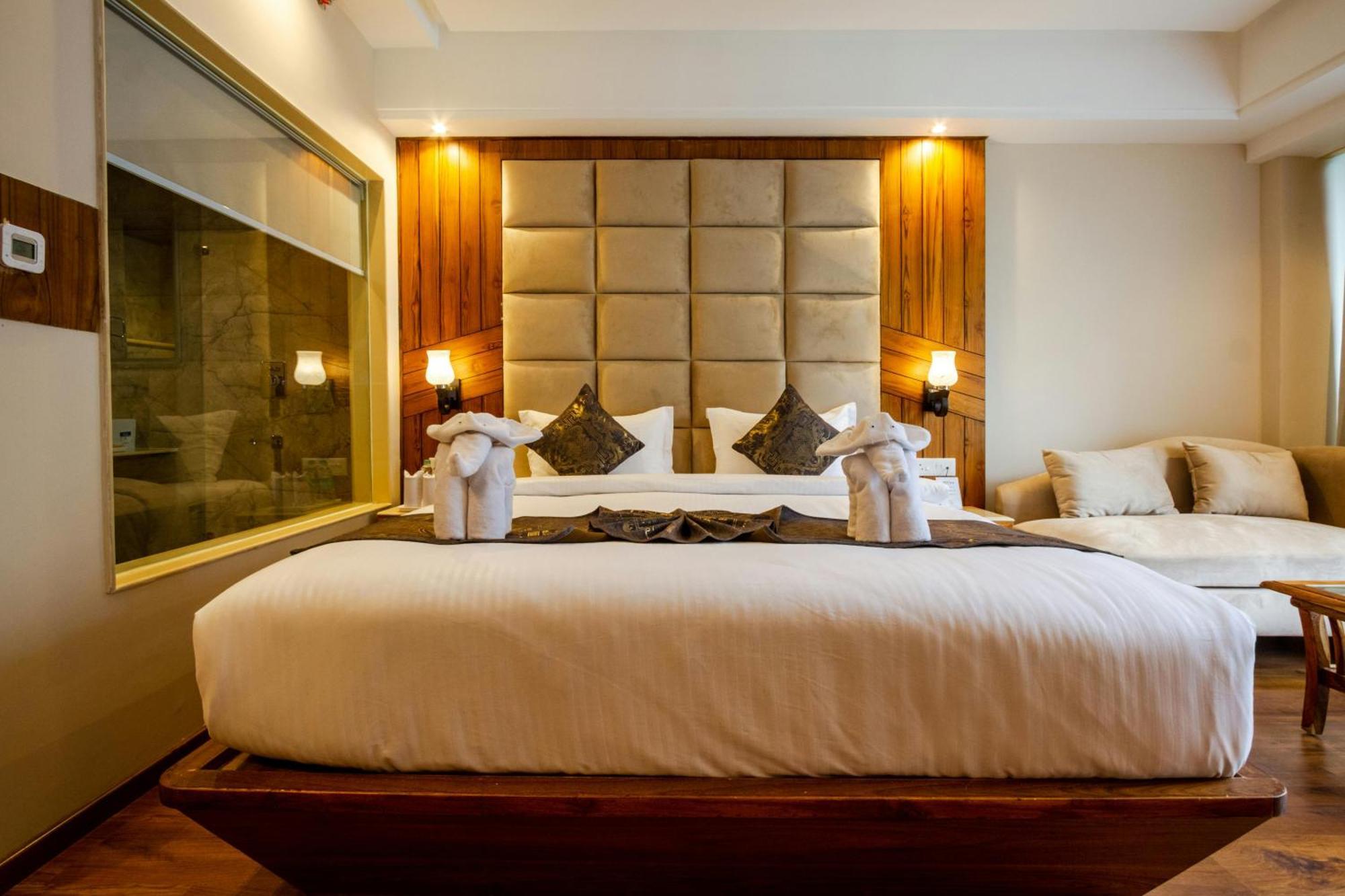 Airport Delhi Aerocity Inn Plaza New Delhi Ngoại thất bức ảnh